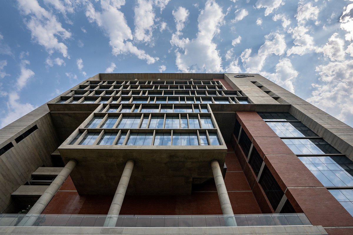69d5ec4c80b582.jpg